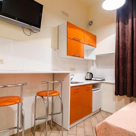 Economy Apartment On Rappoporta 7A-1 Львов Экстерьер фото