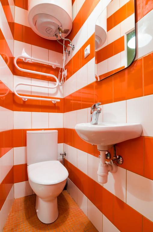 Economy Apartment On Rappoporta 7A-1 Львов Экстерьер фото